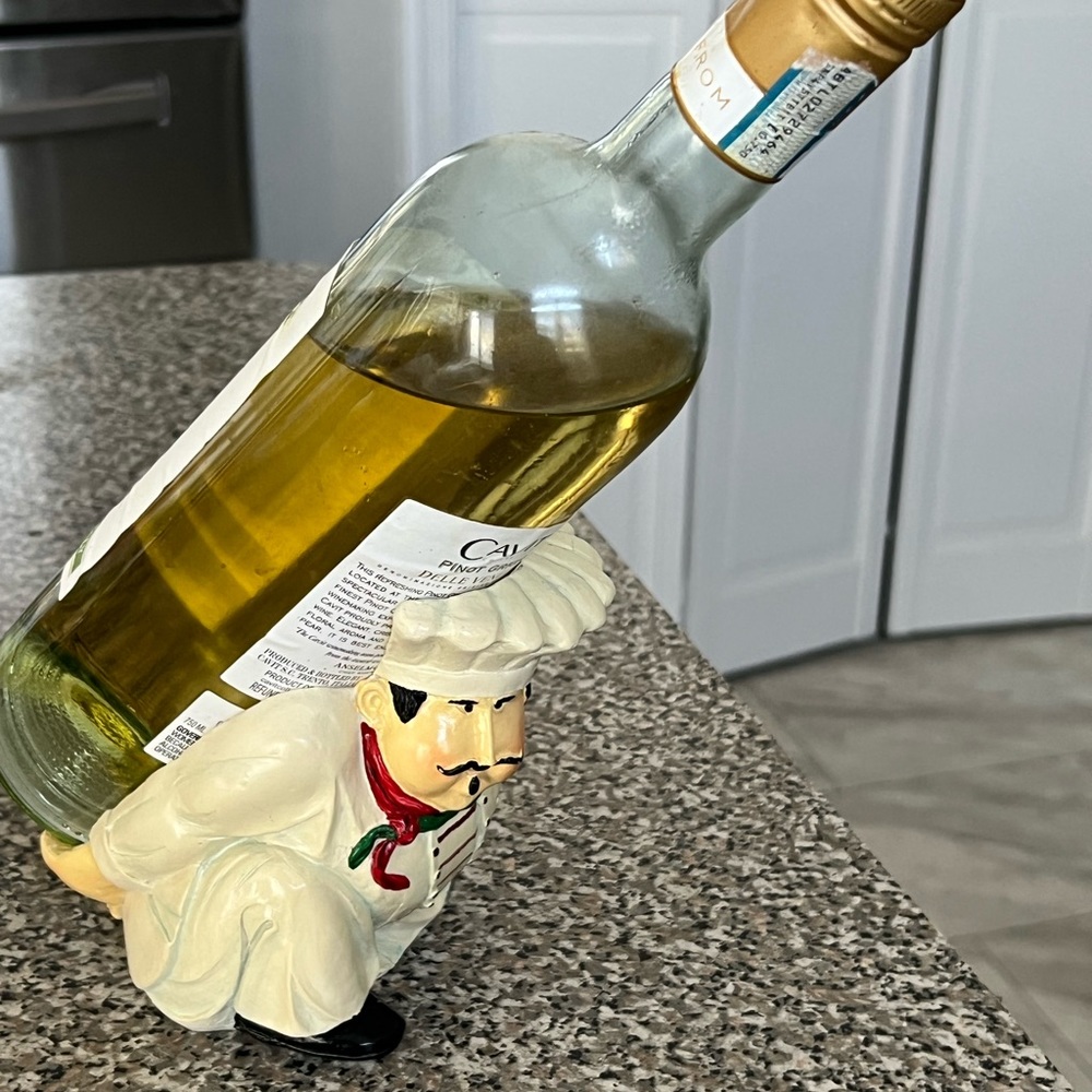 Wine Bottle Holder in great condition